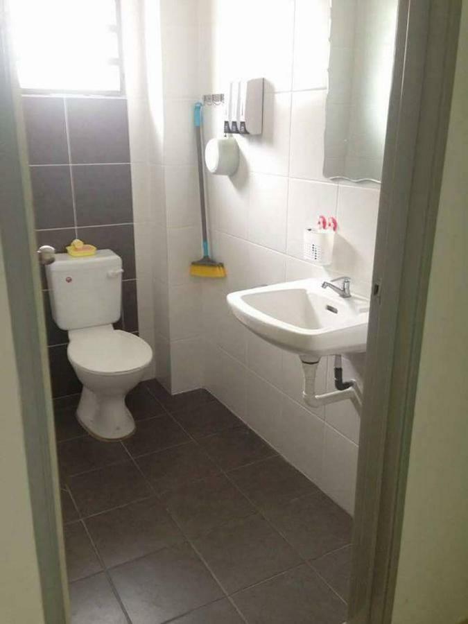 Nuha Homestay سيري إسكندر المظهر الخارجي الصورة